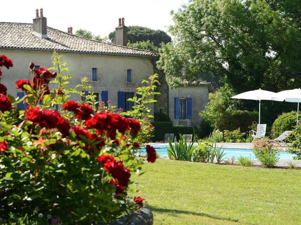 D'hôtes La Sauvageonne * Saint-Palais (Gironde)